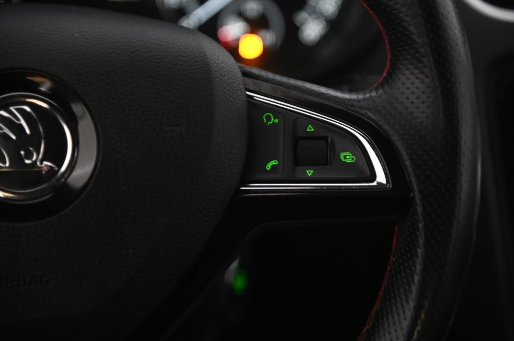 SKODA Octavia 2014