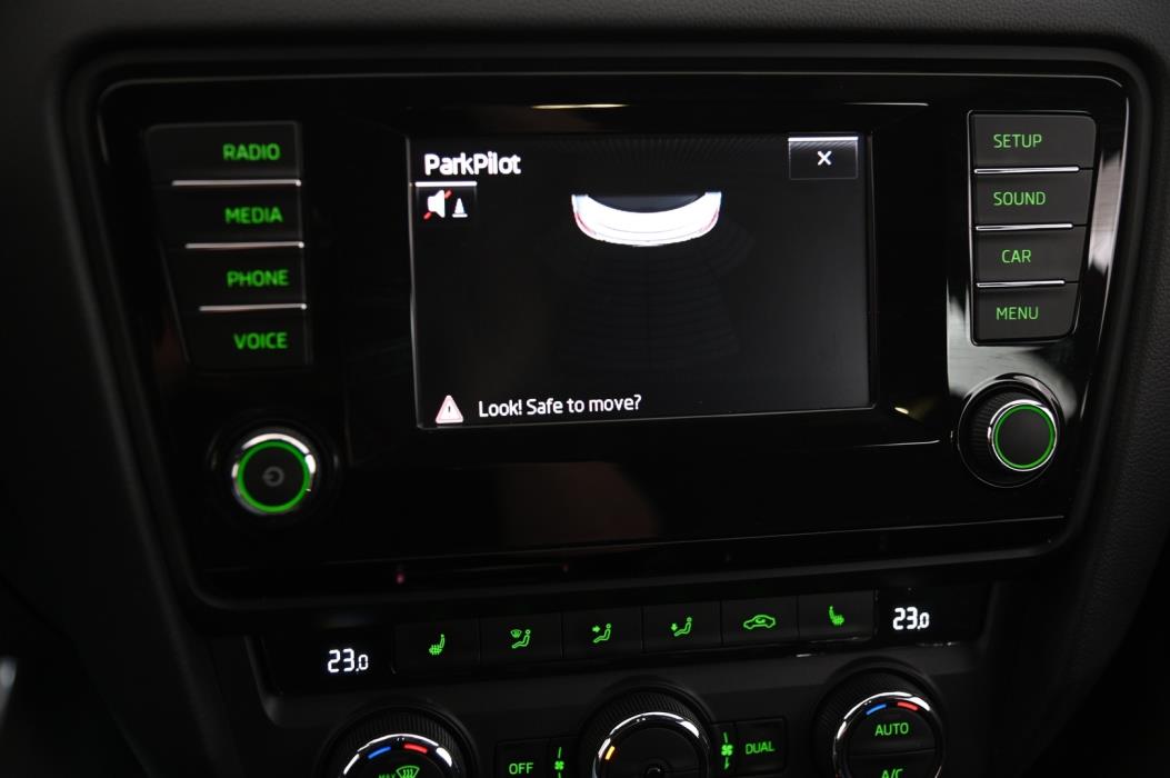 SKODA Octavia 2014