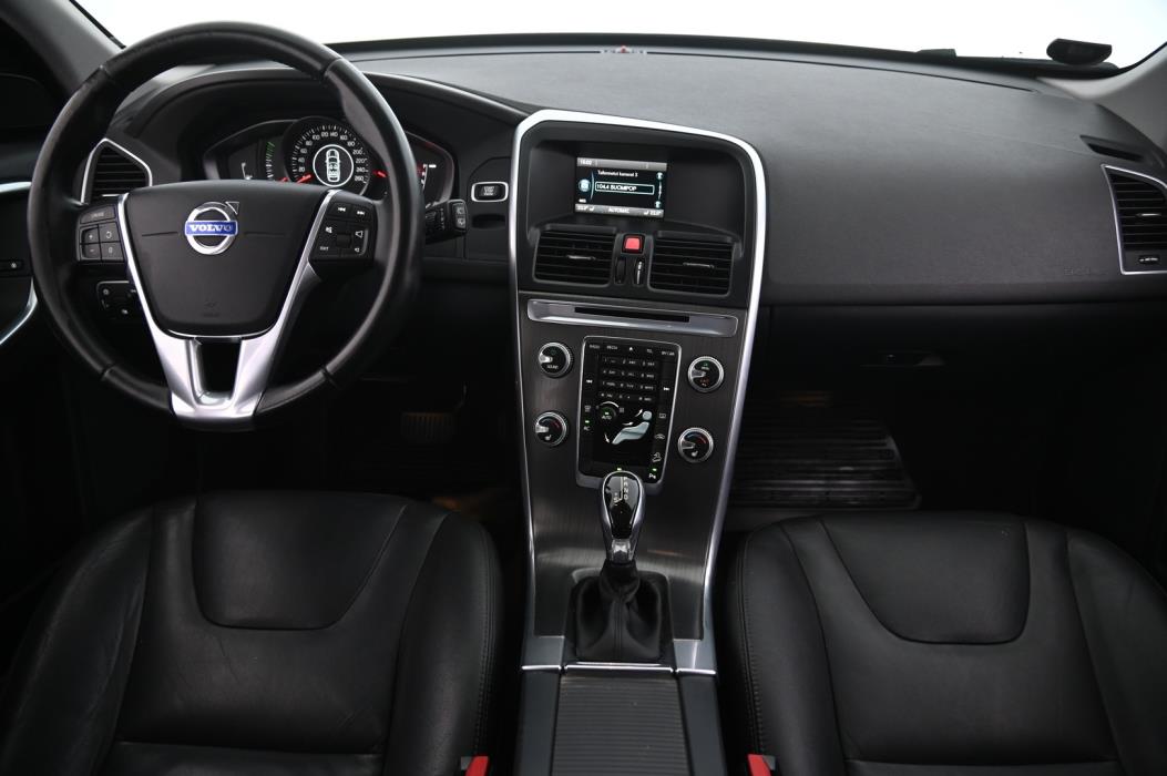 VOLVO XC60 2016