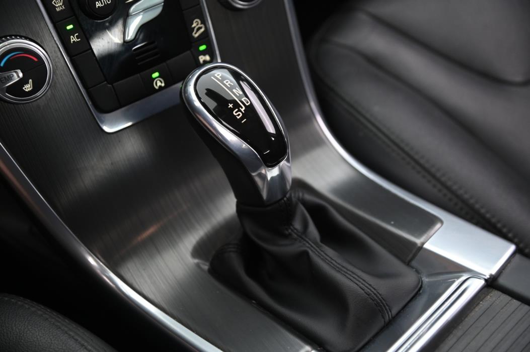 VOLVO XC60 2016