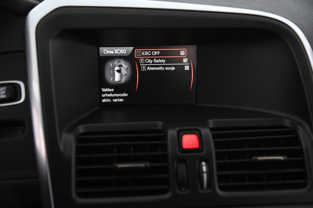 VOLVO XC60 2016