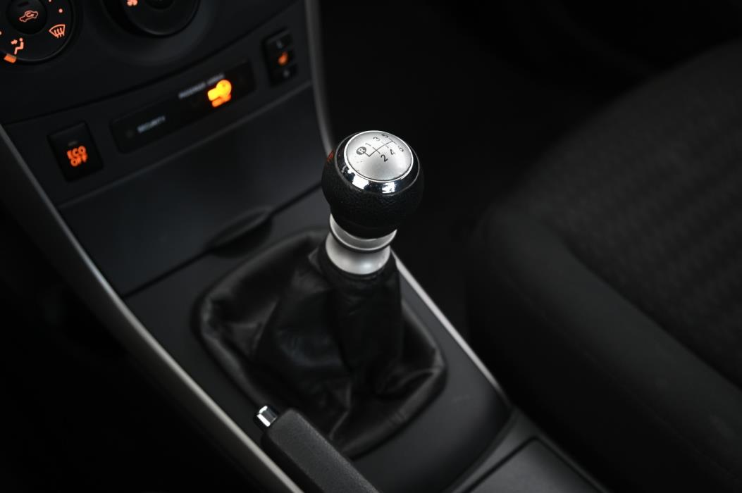 TOYOTA Corolla 2009