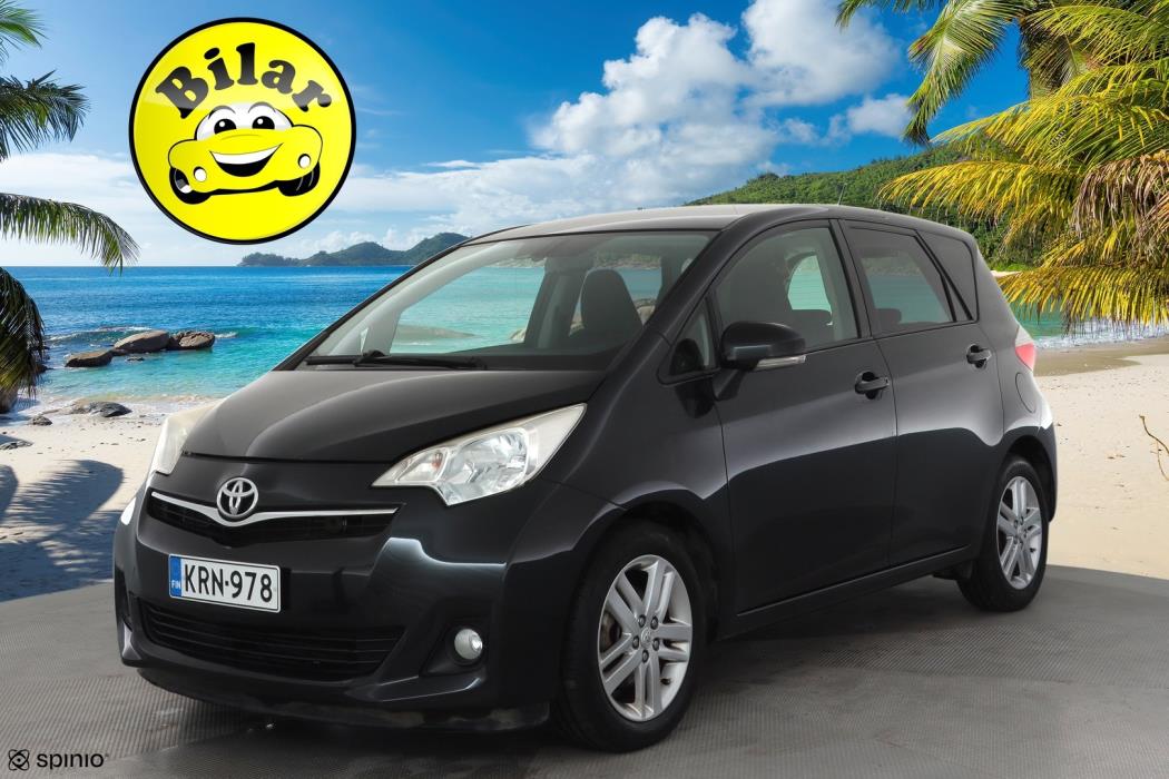 TOYOTA Verso-S 2012