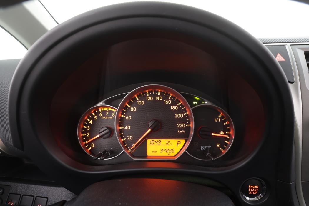 TOYOTA Verso-S 2012