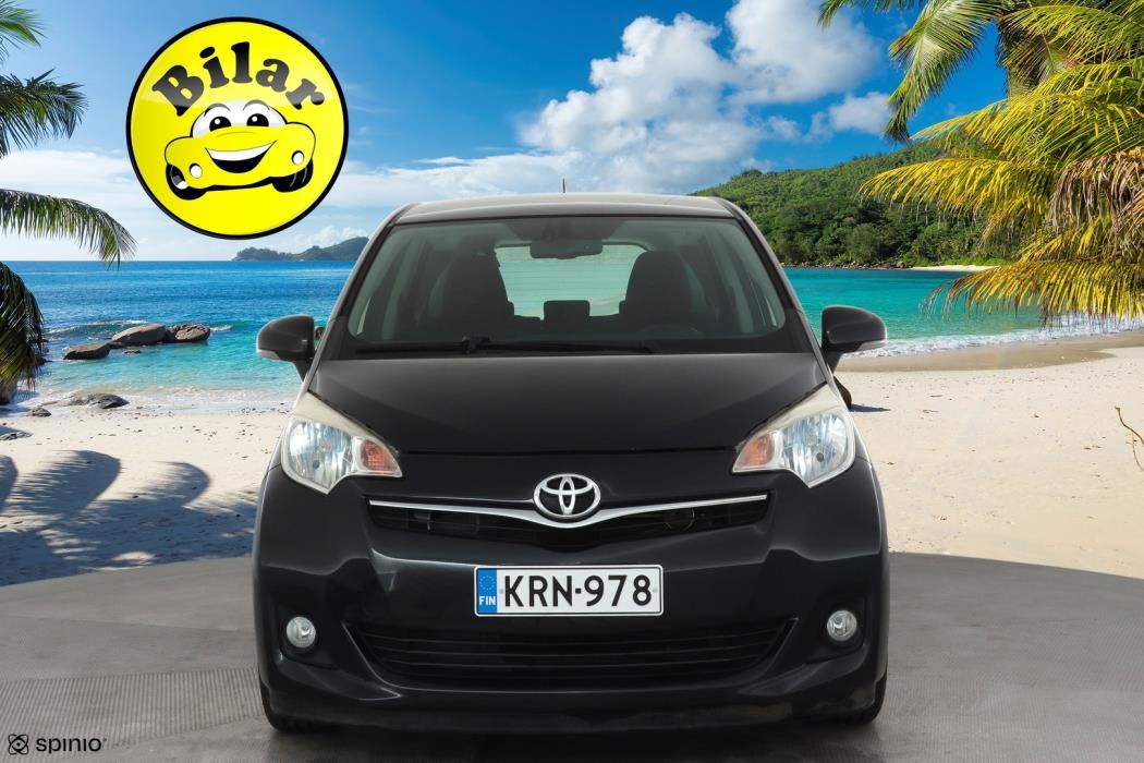 TOYOTA Verso-S 2012