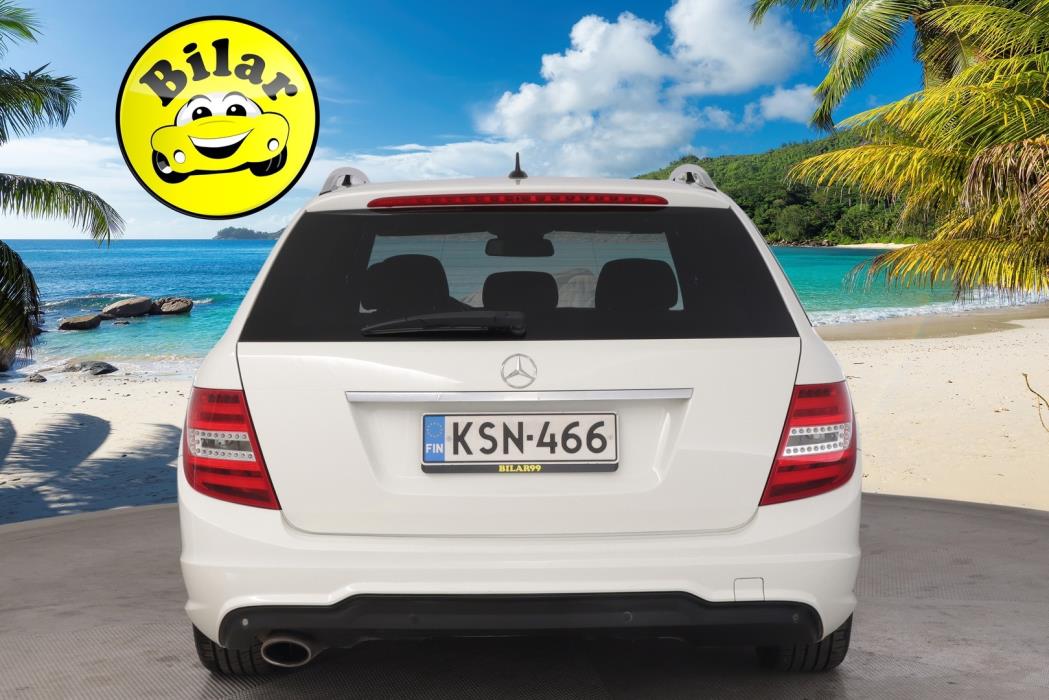 MERCEDES-BENZ C 2011