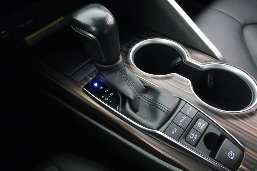 TOYOTA Camry 2020