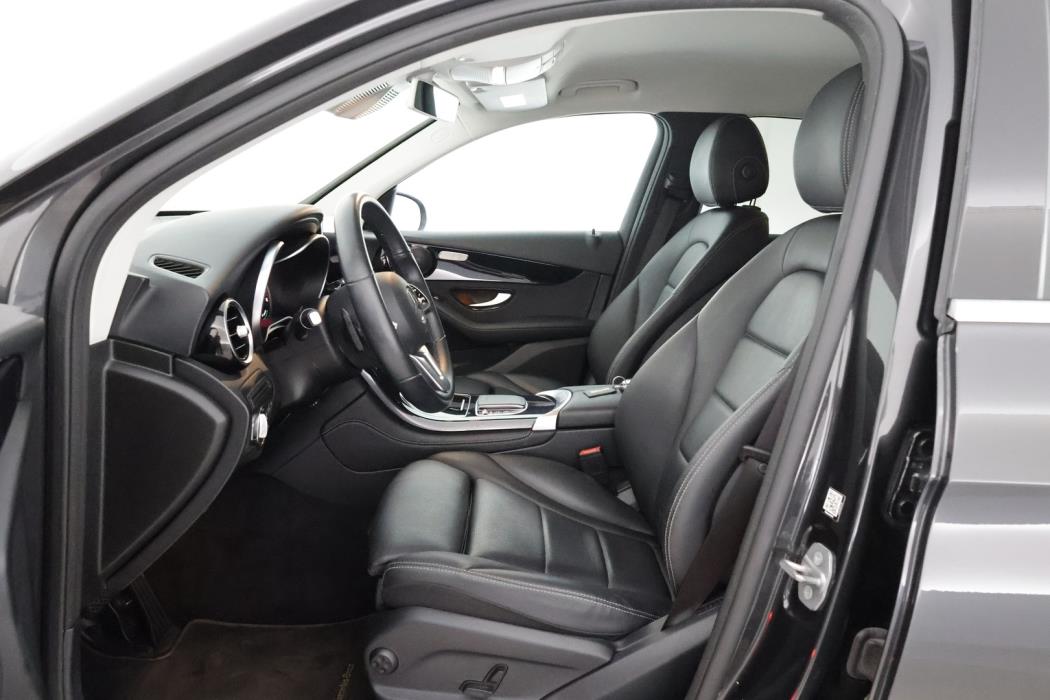 MERCEDES-BENZ GLC 2021