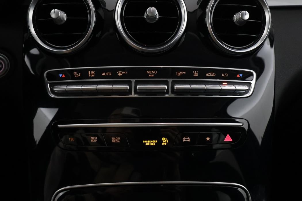 MERCEDES-BENZ GLC 2021