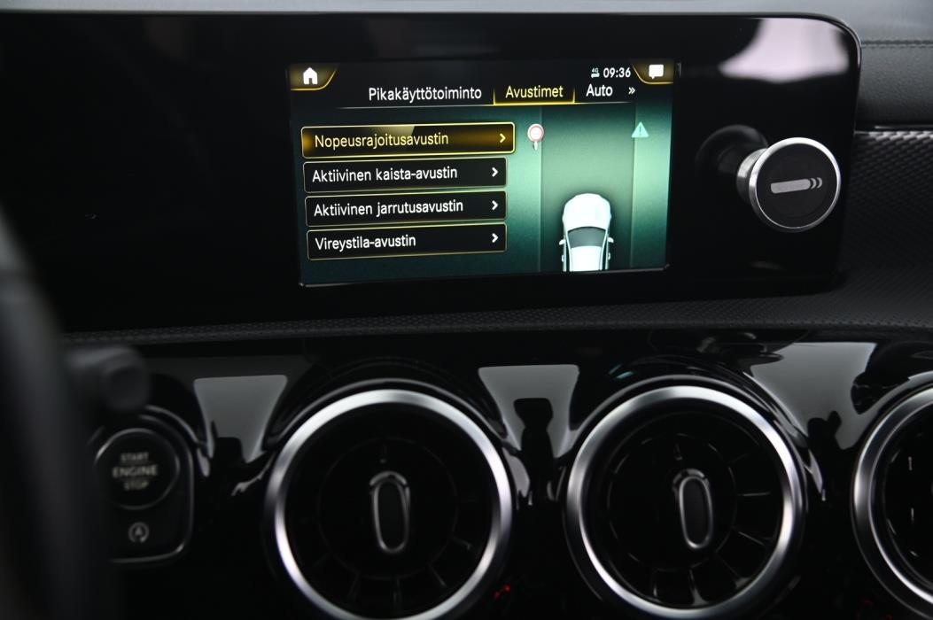 MERCEDES-BENZ CLA 2021