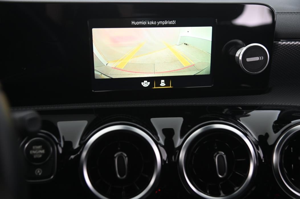 MERCEDES-BENZ CLA 2021