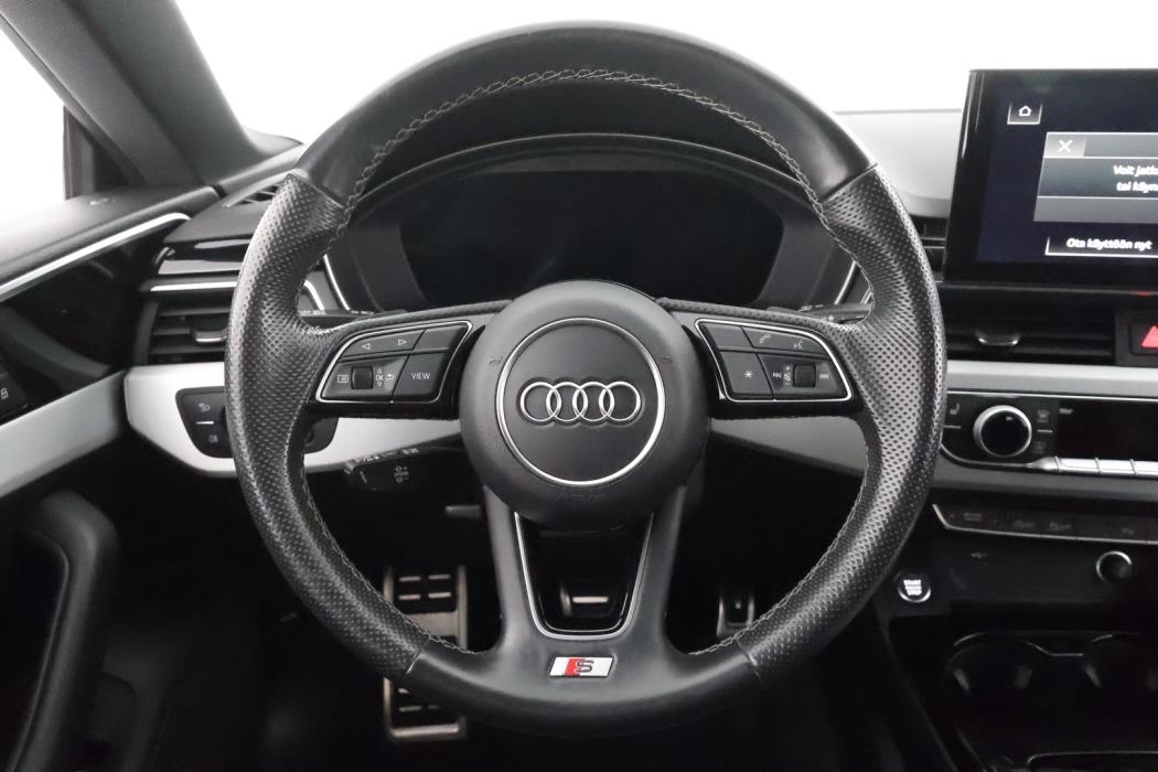 AUDI A5 2022