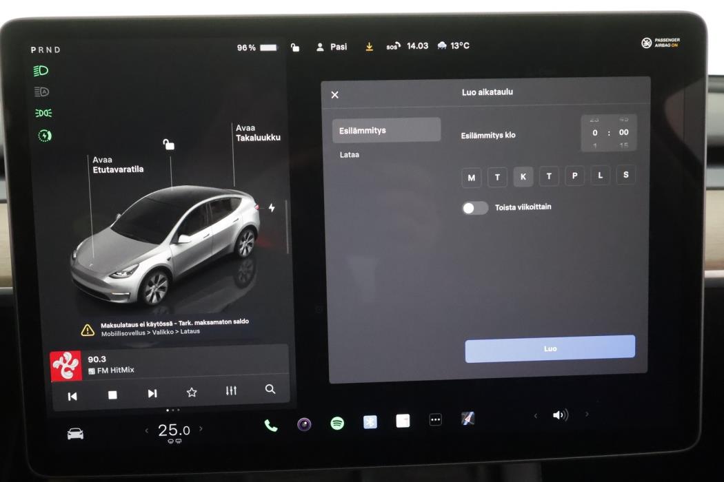 TESLA Model Y 2022