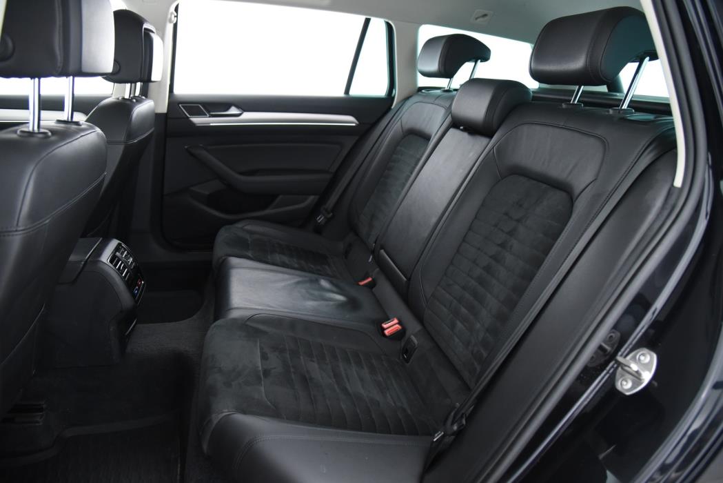 VOLKSWAGEN Passat 2017