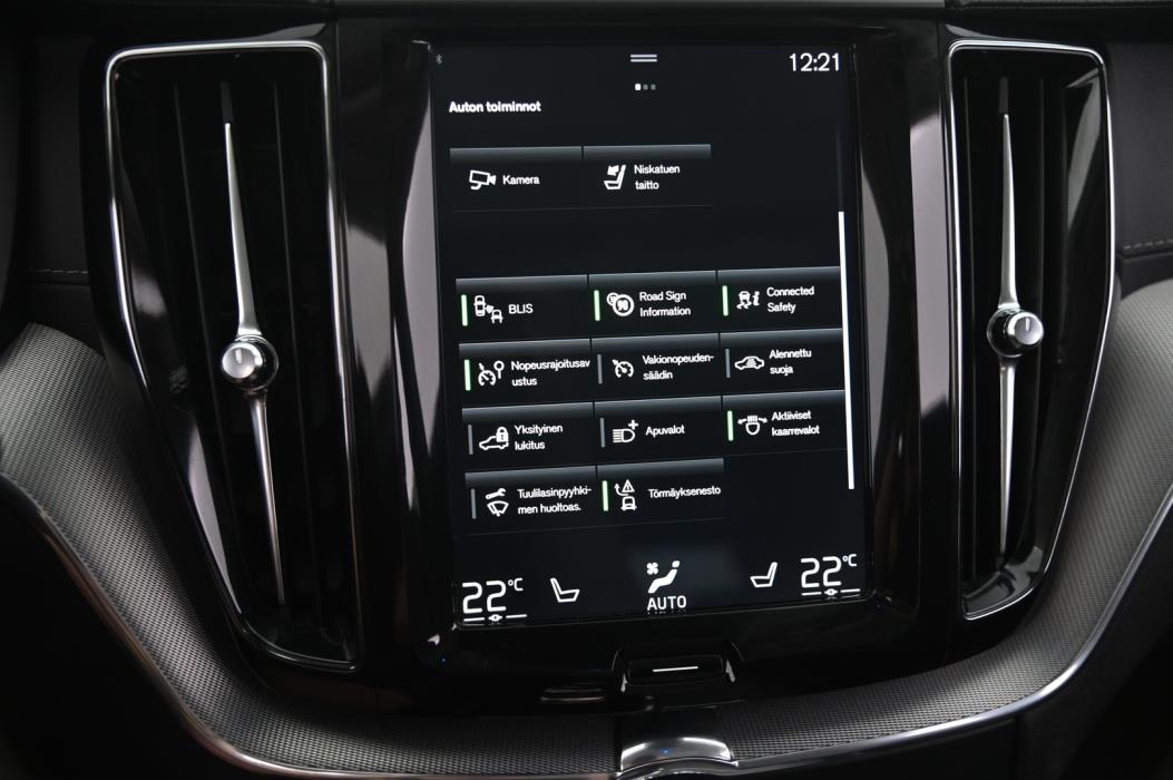 VOLVO XC60 2018