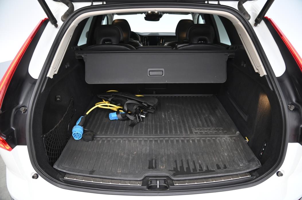 VOLVO XC60 2018