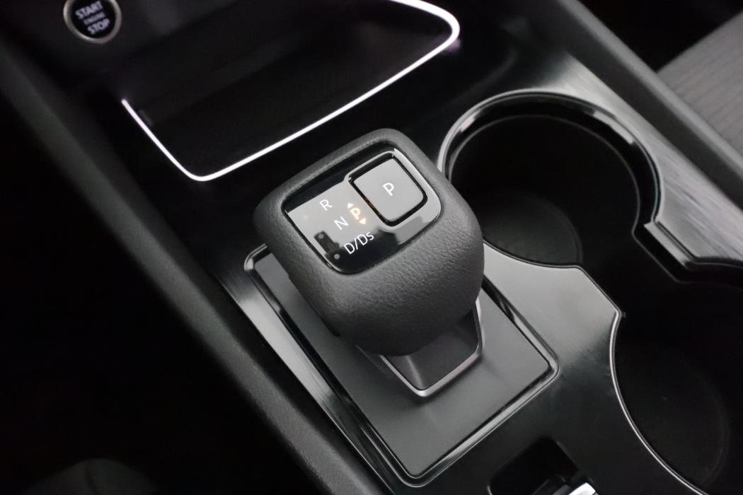 NISSAN X-Trail 2024