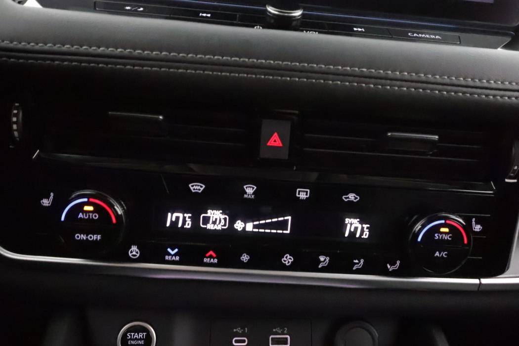 NISSAN X-Trail 2024