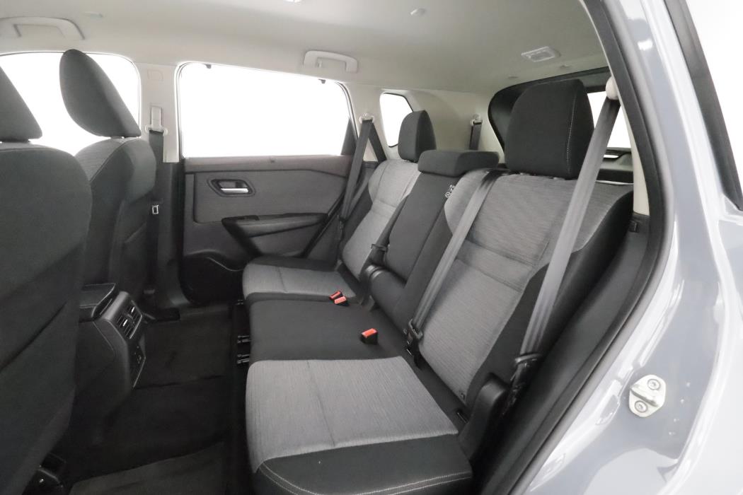NISSAN X-Trail 2024