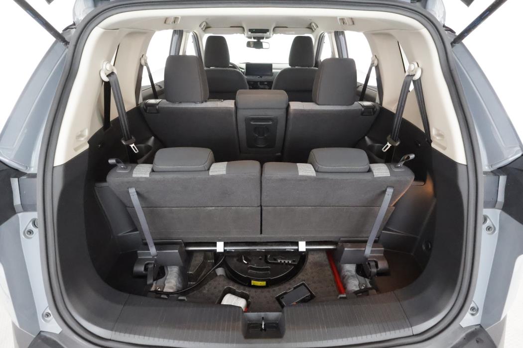 NISSAN X-Trail 2024