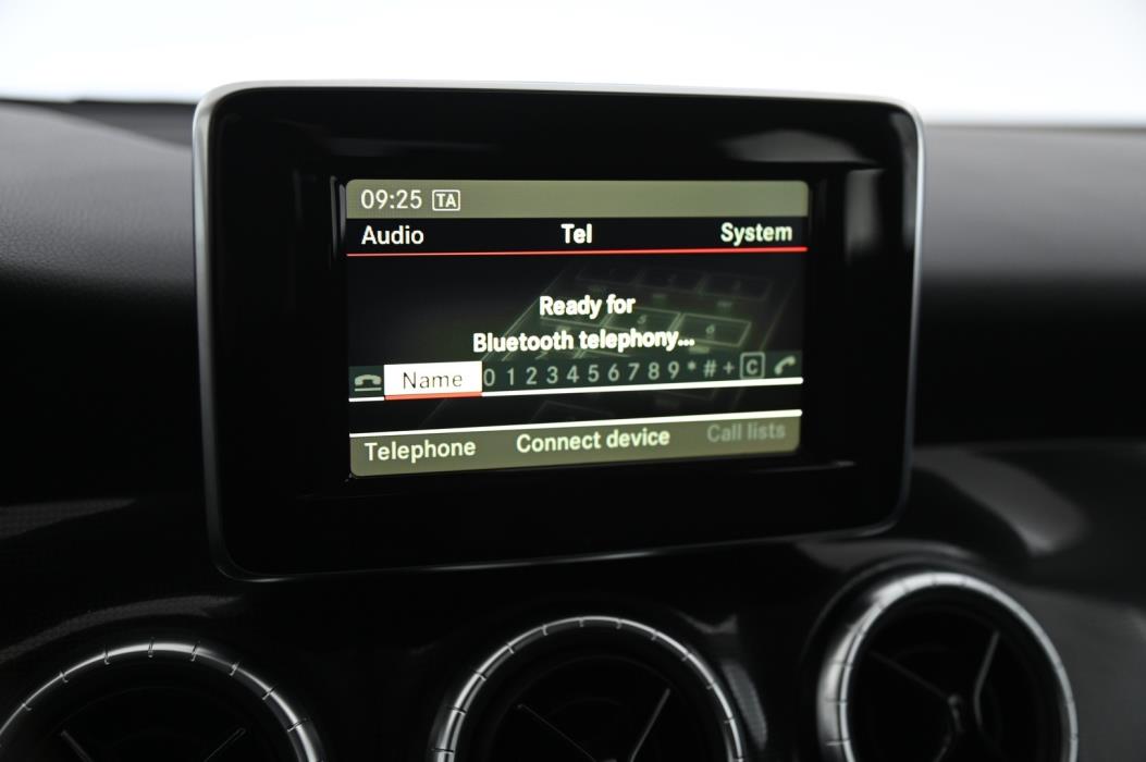 MERCEDES-BENZ CLA 2015