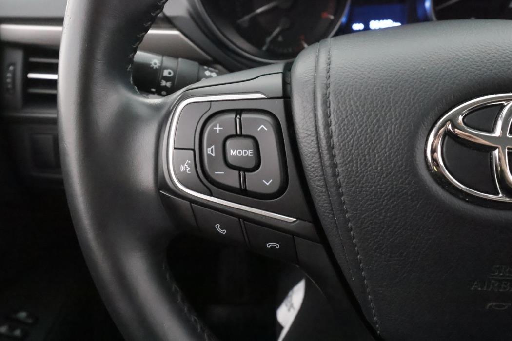 TOYOTA Avensis 2016