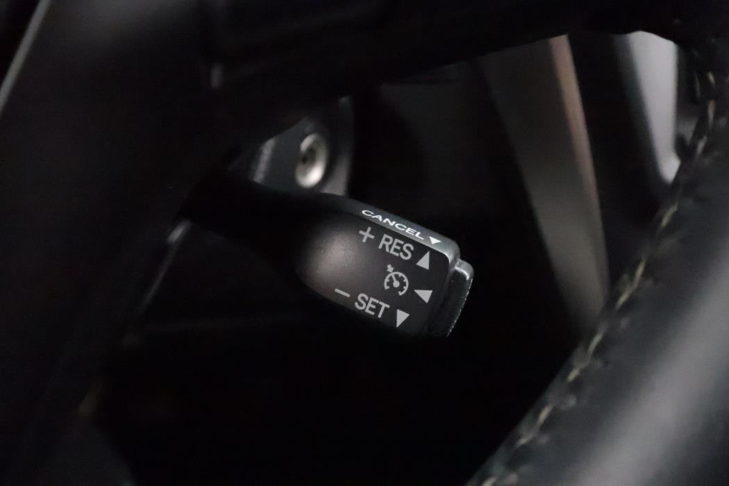 TOYOTA Avensis 2016