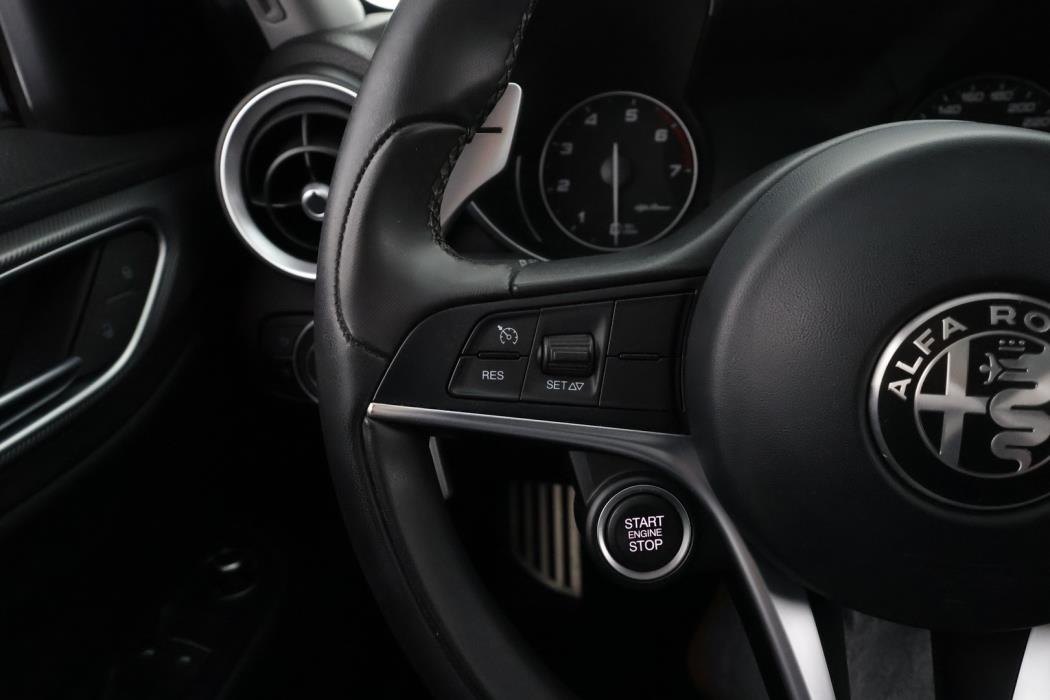 ALFA ROMEO Giulia 2018