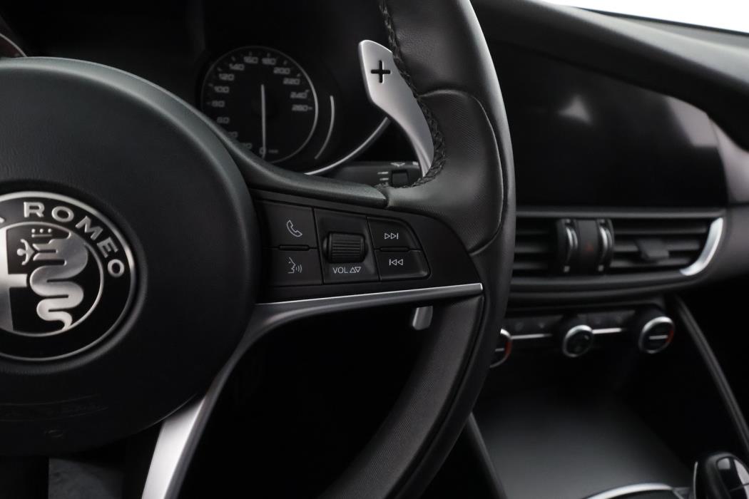 ALFA ROMEO Giulia 2018