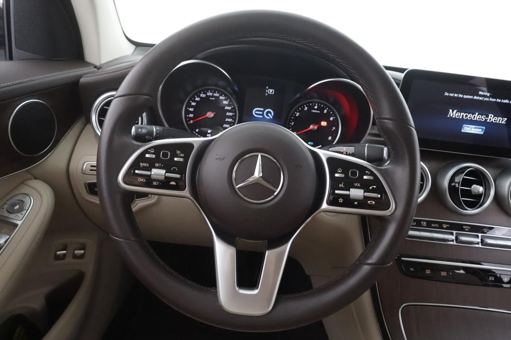 MERCEDES-BENZ GLC 2021