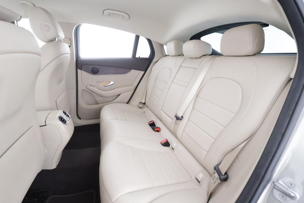 MERCEDES-BENZ GLC 2021