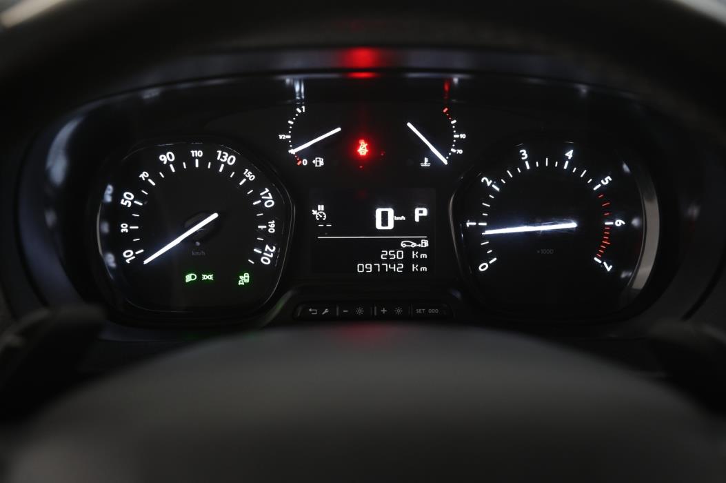 TOYOTA Proace 2021