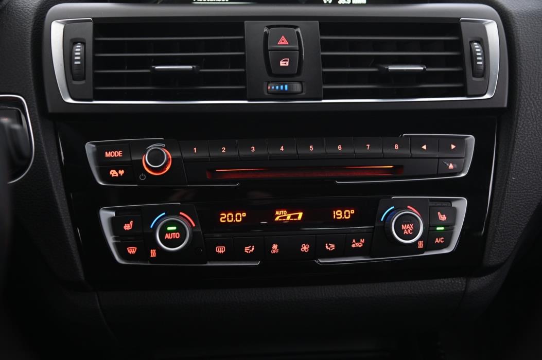 BMW 228 2016