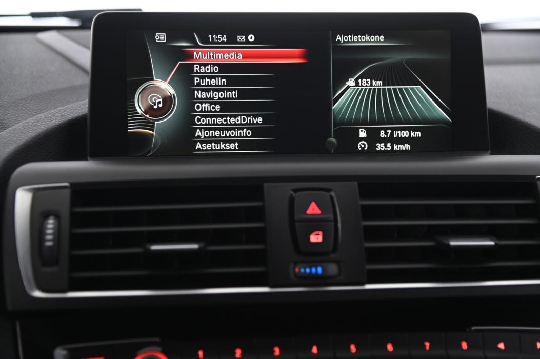 BMW 228 2016