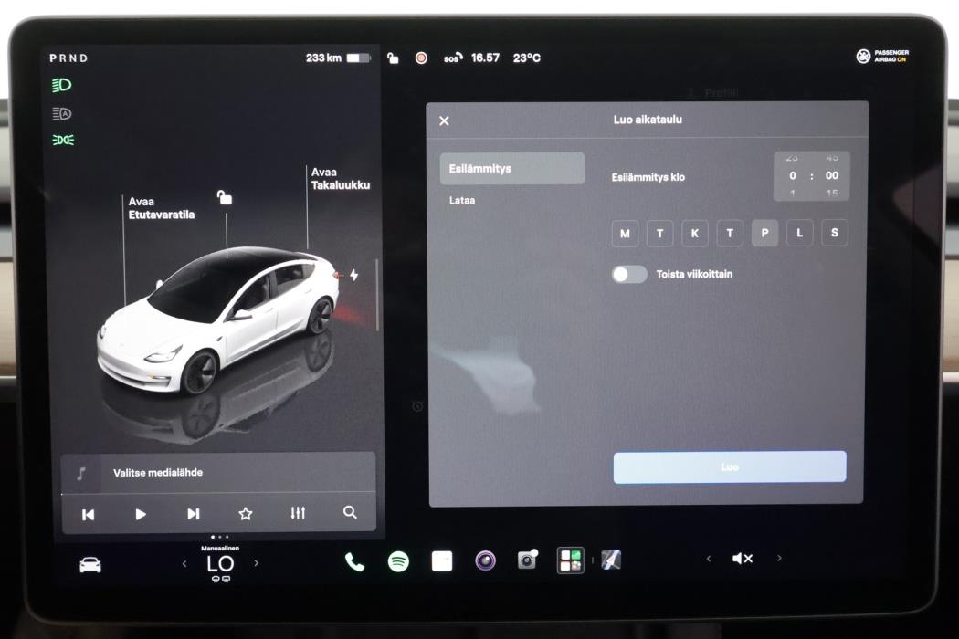TESLA Model 3 2023