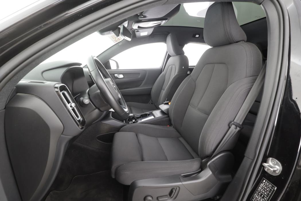 VOLVO C40 2023