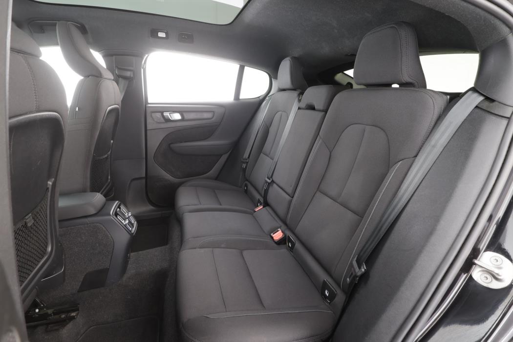 VOLVO C40 2023