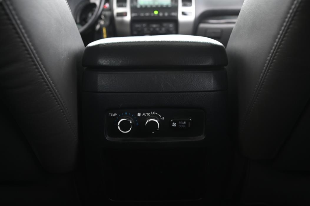 TOYOTA Land Cruiser 2009