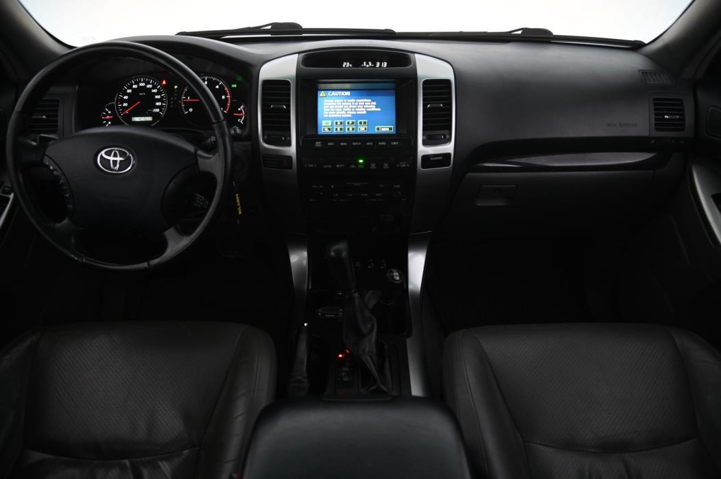 TOYOTA Land Cruiser 2009