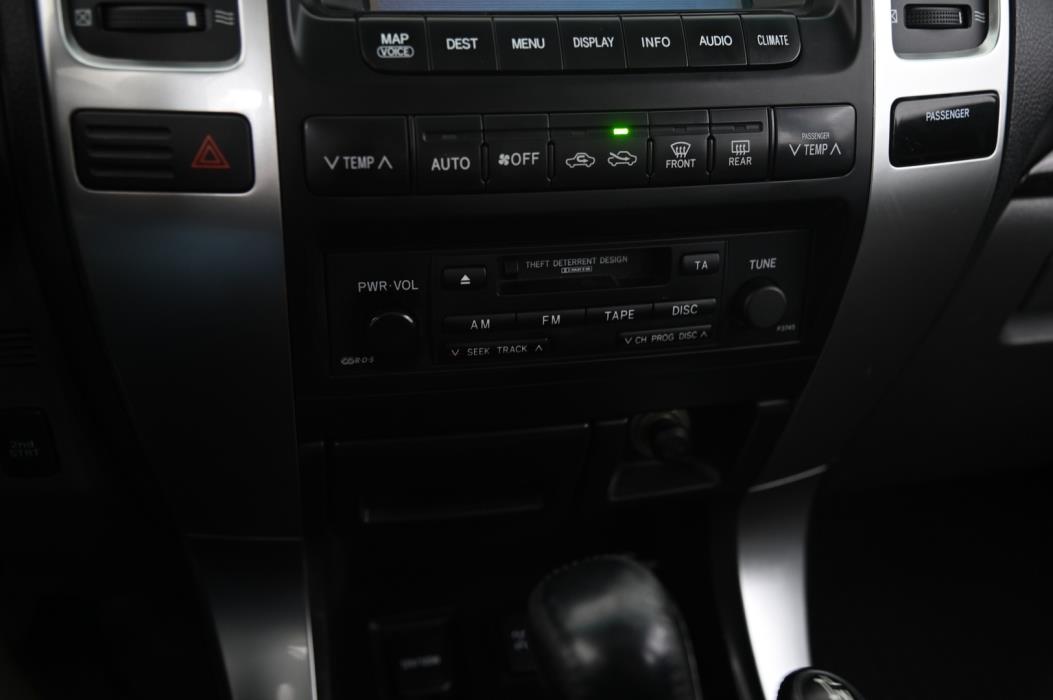 TOYOTA Land Cruiser 2009