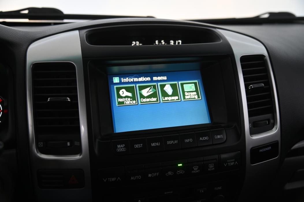 TOYOTA Land Cruiser 2009