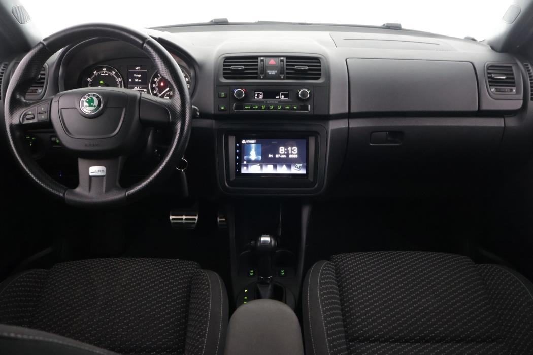 SKODA Fabia 2011