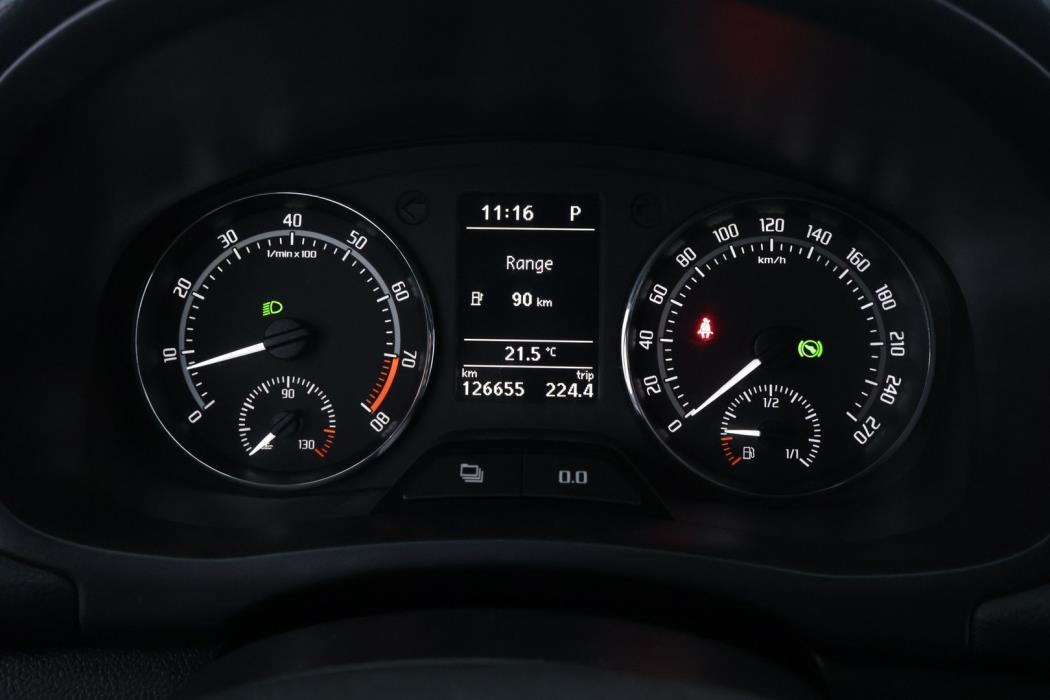 SKODA Fabia 2011