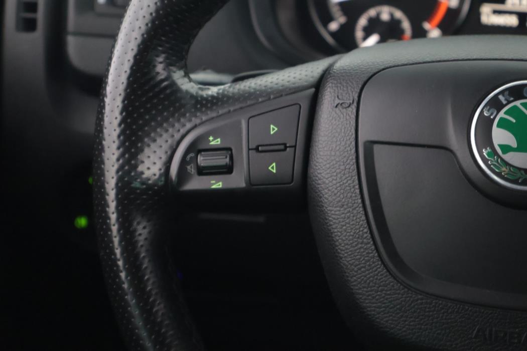 SKODA Fabia 2011