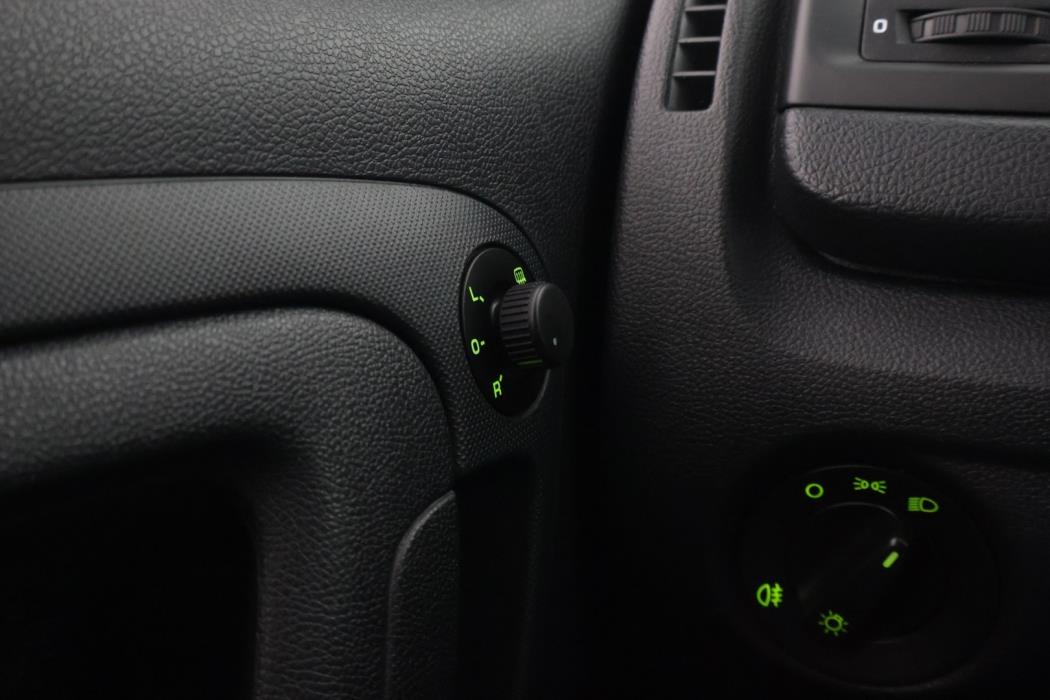 SKODA Fabia 2011