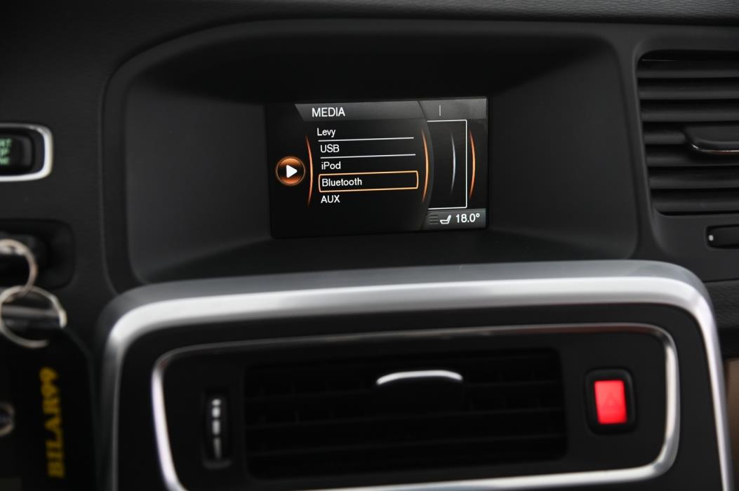 VOLVO V60 2013