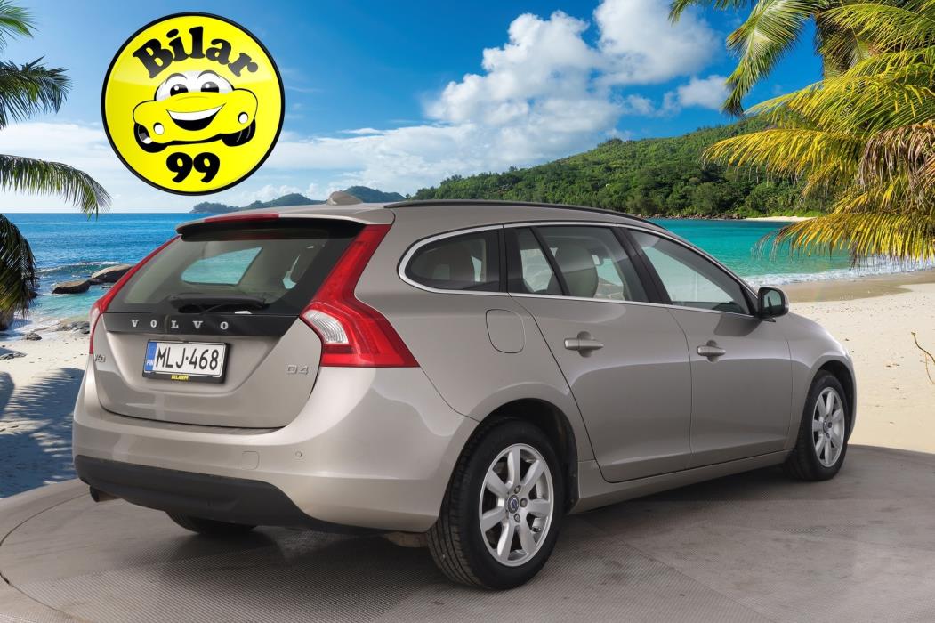 VOLVO V60 2013