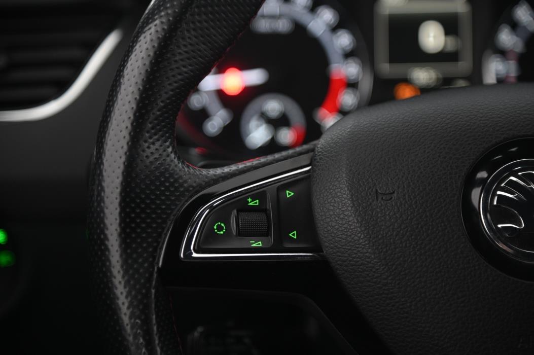 SKODA Octavia 2014