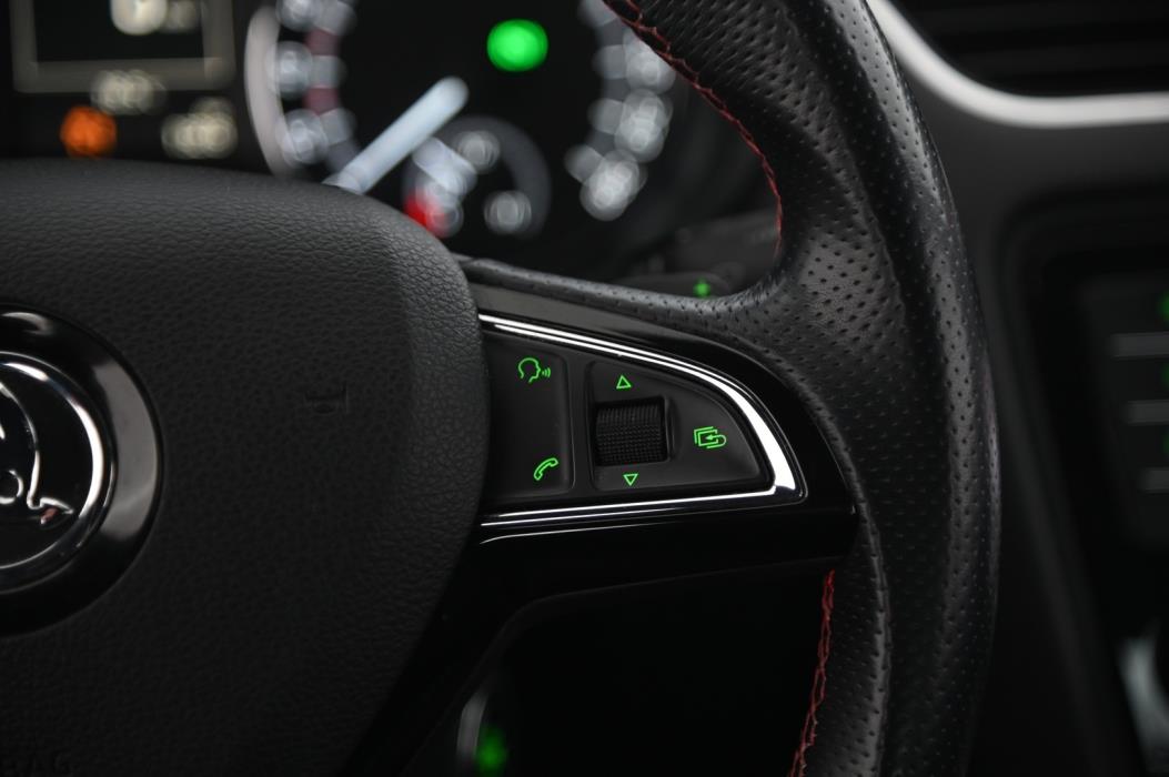SKODA Octavia 2014