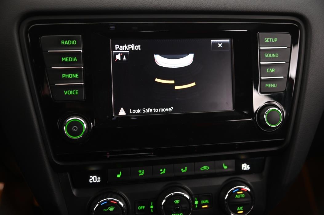 SKODA Octavia 2014